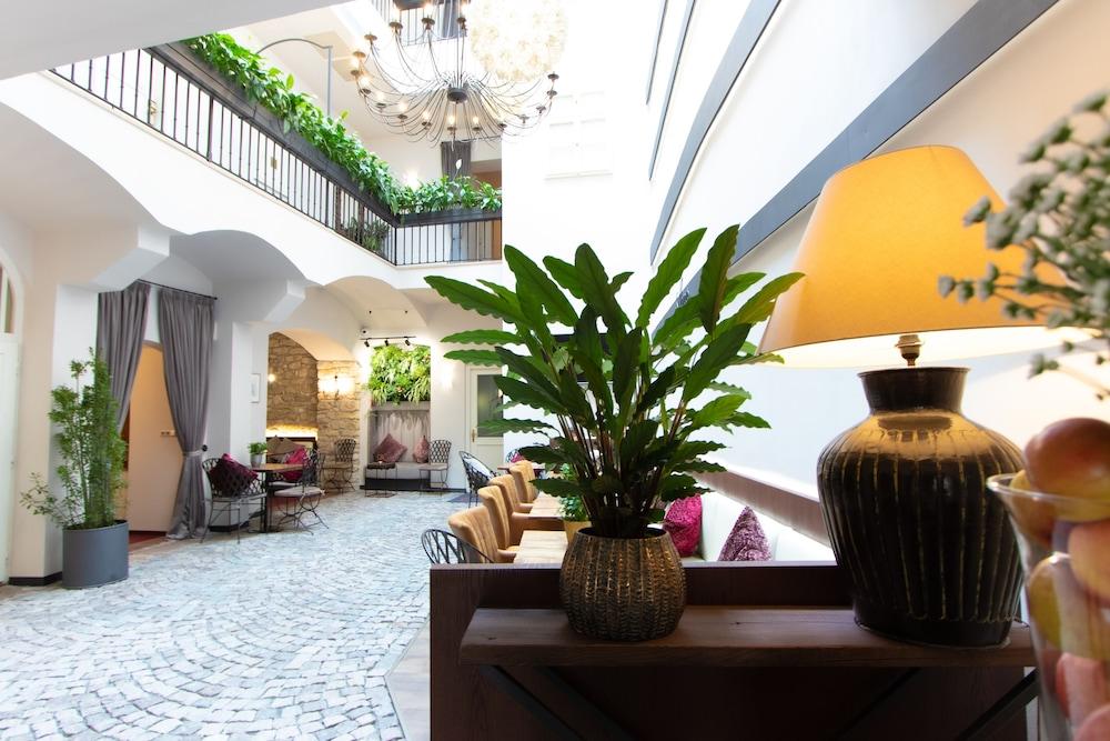 Otel Agnes Prag