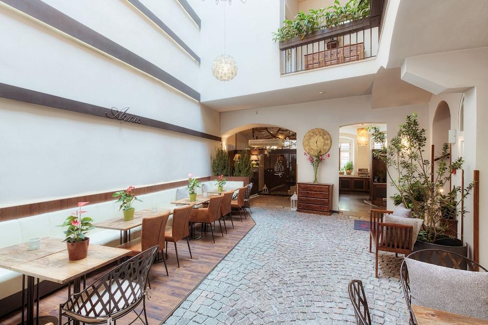 Agnes Otel Prag